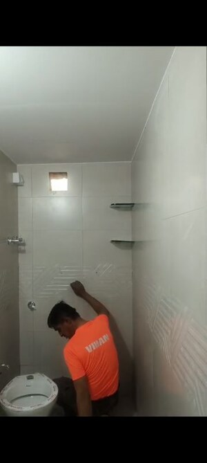 Master Bedroom in 2 BHK Apartment at Swastik Park, Chembur – for Rent