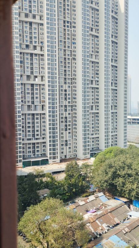 2 BHK 850 Sq.Ft. Apartment in Lokhandwala Galaxy