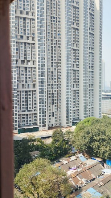 2 BHK Apartment For Sale in Lokhandwala Galaxy, Byculla