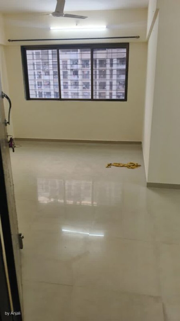 Room, kurla east 2 Bedroom 600 Sq.Ft. Apartment In Kurla East Mumbai 9854818