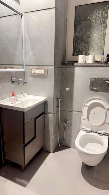 Bathroom in 3.5 BHK Builder Floor at Safdarjung Enclave – for Rent