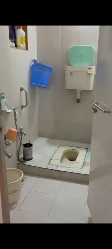 Bathroom in 1 BHK Apartment at Redstone Saifee Park, Byculla – for Sale