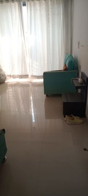 2 BHK Apartment For Rent in Gokul Nagari CHS, Kandivali West