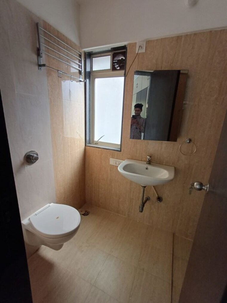 Bathroom, conwood-enclave 3 Bedroom 1200 Sq.Ft. Apartment In Vasant Vihar Thane 9854856