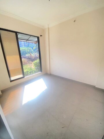 Room in 2.5 BHK Apartment at Wadhwa TW Gardens, Kandivali East – for Rent