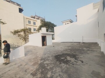 6 BHK Independent House – Exterior View View at Vineet Khand - for Sale