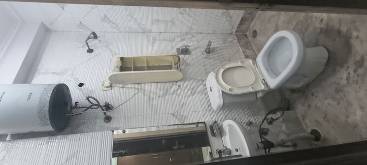 Bathroom, khirki extension 2 Bedroom 585 Sq.Ft. Builder Floor In Khirki Extension Delhi 9854859