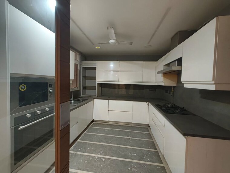 Kitchen, greater kailash ii 4 Bedroom 310 Sq.Yd. Builder Floor In Greater Kailash ii Delhi 9854861