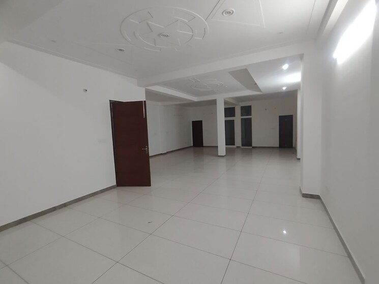 Floor Plan, gomti nagar Commercial Office Space 1450 Sq.Ft. In Gomti Nagar Lucknow 9847636