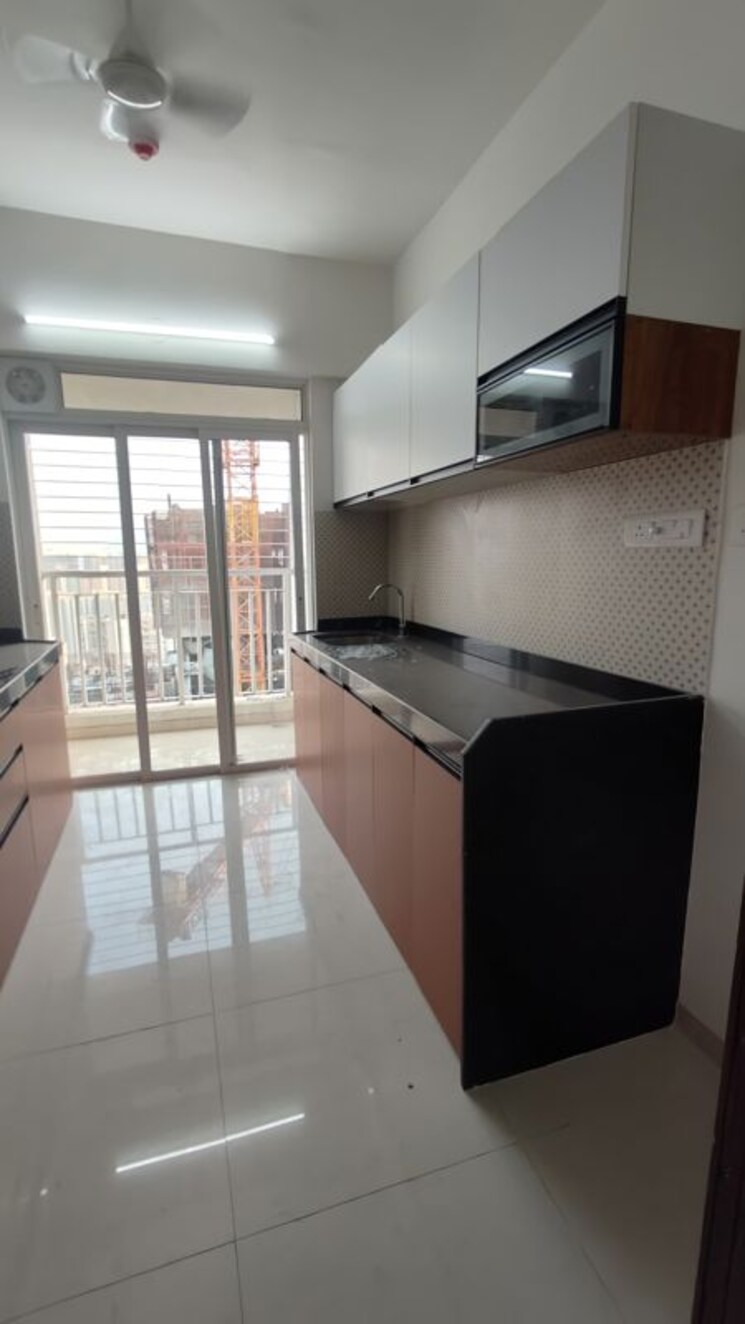 Kitchen, lodha-crown-kolshet 3 Bedroom 850 Sq.Ft. Apartment In Kolshet Road Thane 9854867