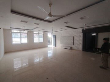 Team Area in  Office Space at Gomti Nagar – for Rent