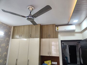 Furnished Amenities in 2 BHK Apartment at BPTP Discovery Park, Sector 80 – for Rent