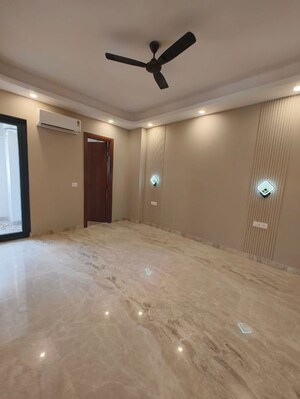 Room in 3.5 BHK Builder Floor at East Of Kailash – for Sale