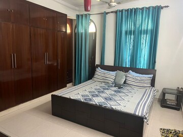 Bedroom in 6+ BHK Villa at Sector 44 – for Sale