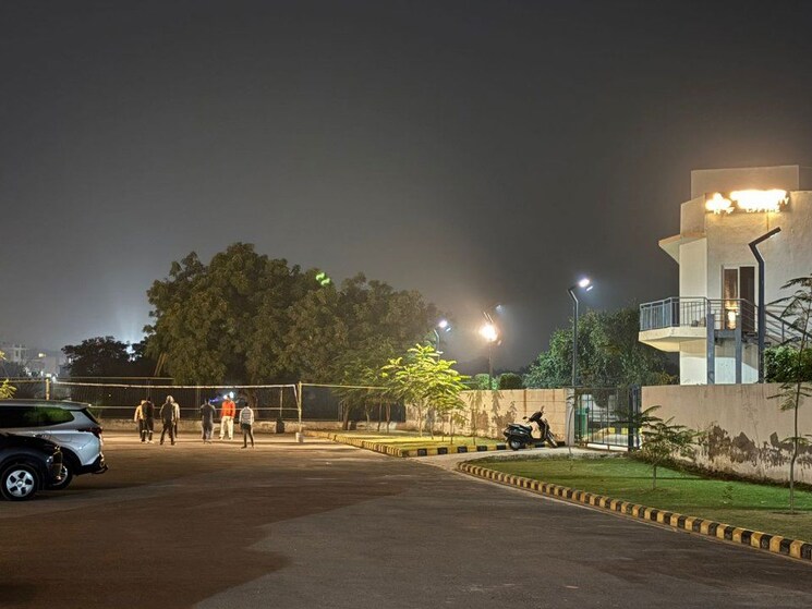 Exterior View, rof-amaltas 2.5 Bedroom 643 Sq.Ft. Apartment In Sector 92 Gurgaon 9729862