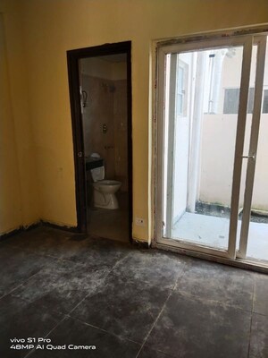 Room in 2 BHK Apartment at Wave Hitech City, Wave City – for Rent