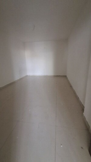 Room in 5 BHK Apartment at Srinivasa Nilayam Beeramguda, Beeramguda – for Sale