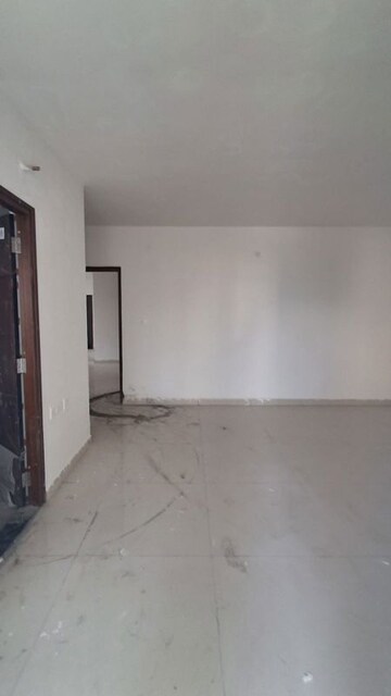 Room in 5 BHK Apartment at Srinivasa Nilayam Beeramguda, Beeramguda – for Sale