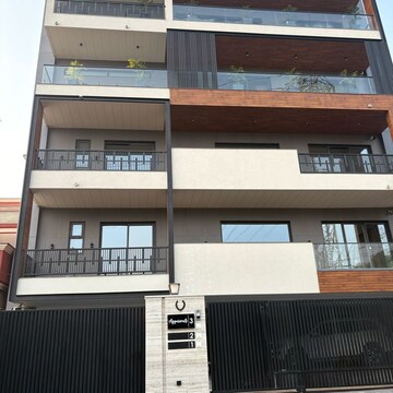 4 BHK Builder Floor For Sale in Sector 4