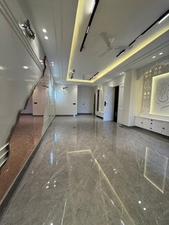4 BHK + Servant Room Builder Floor For Sale in Ansal API Esencia