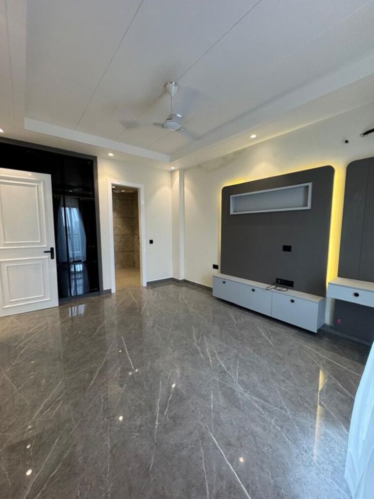 Room, ansal-api-esencia 4 Bedroom 2430 Sq.Ft. Builder Floor In Sector 67 Gurgaon 9855021