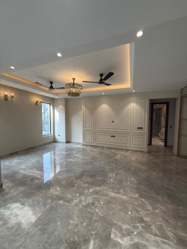 Room, nirvana country 4 Bedroom 3240 Sq.Ft. Builder Floor In Nirvana Country Gurgaon 9855044