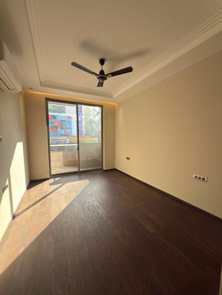 Room, nirvana country 4 Bedroom 3240 Sq.Ft. Builder Floor In Nirvana Country Gurgaon 9855044