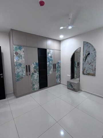 Room in 3 BHK Apartment at Rajapushpa Provincia, Narsingi – for Rent