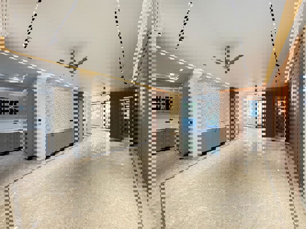 4 BHK + Servant Room Builder Floor For Sale in Emaar Marbella