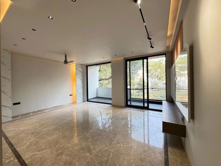 Room, emaar-marbella 4 Bedroom 2500 Sq.Ft. Builder Floor In Sector 66 Gurgaon 9855057