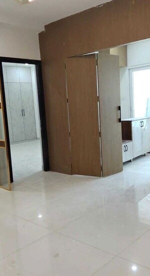 Room in 3 BHK Apartment at Aparna Zenon, Puppalaguda – for Rent