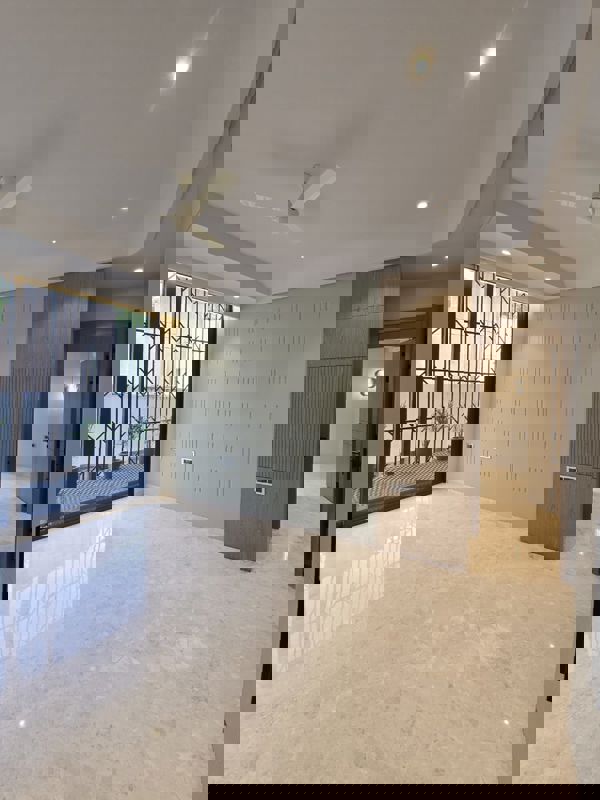 4 BHK + Pooja Room,Servant Room Builder Floor For Sale in Emaar Marbella