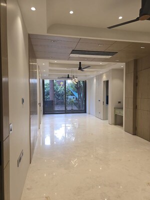 Building Lobby in 4 BHK Builder Floor at Emaar Marbella, Sector 66 – for Sale