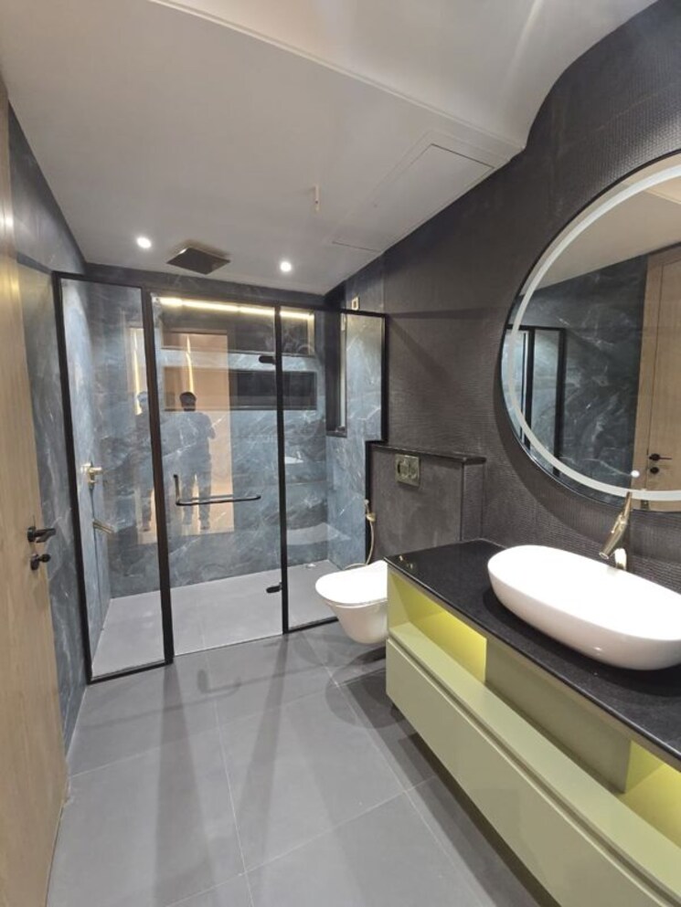 Attached Bathroom, emaar-marbella 4 Bedroom 2600 Sq.Ft. Builder Floor In Sector 66 Gurgaon 9855073