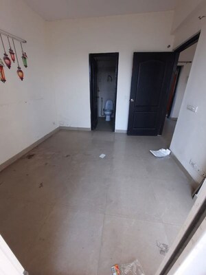 Room in 1 BHK Apartment at Aditya Celebrity Homes, Sector 76 – for Rent