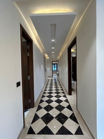 Building Lobby in 3 BHK Apartment at Bestech Park View Residency, Sector 3 – for Rent