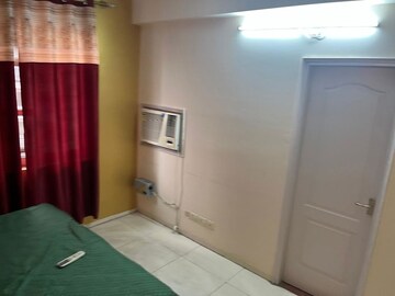 Room in 3 BHK Apartment at Arif Metro City, Balmikinagar – for Rent