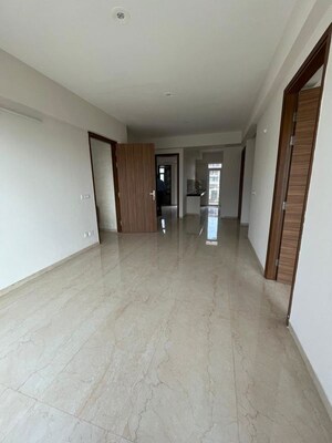 Building Lobby in 3.5 BHK Builder Floor at M3M Soulitude, Sector 89 – for Sale