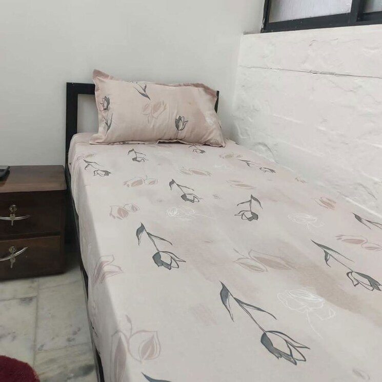 Bedroom, malad east Pg For Boys & Girls In Malad East 9855144