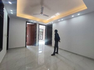 Room in 1 BHK Builder Floor at Risland Sky Mansion, Chattarpur – for Rent