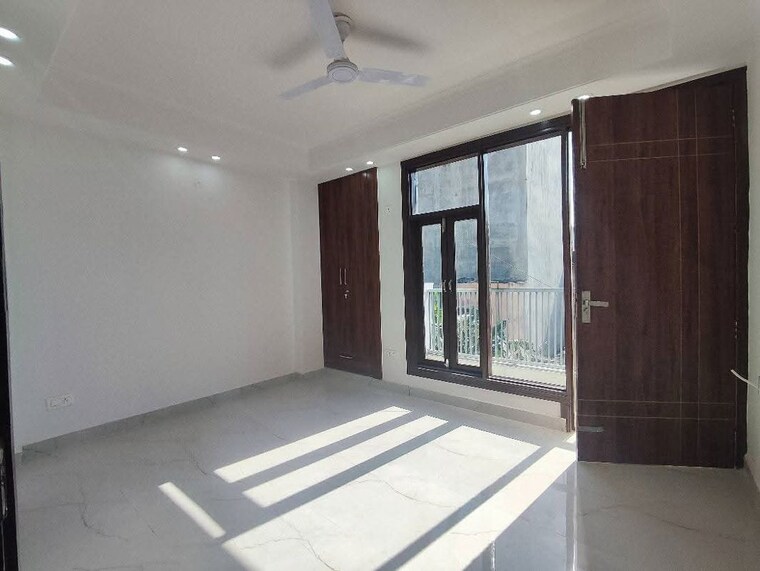 Room, risland-sky-mansion 1 Bedroom 450 Sq.Ft. Builder Floor In Chattarpur Delhi 9855152