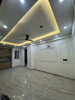 3 BHK + Servant Room Apartment For Rent in Risland Sky Mansion