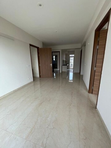 2.5 BHK Apartment For Sale in Smart World Orchard, Sector 61