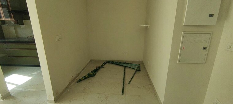 Room, smart-world-gems 2.5 Bedroom 1158 Sq.Ft. Apartment In Sector 89 Gurgaon 9667185