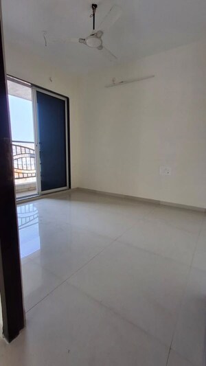 Room in 2 BHK Apartment at Ulwe Sector 19 – for Rent