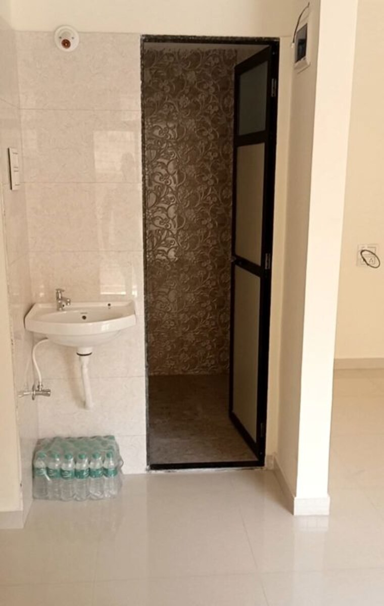 Bathroom, ulwe sector 23 1 Bedroom 660 Sq.Ft. Apartment In Ulwe Sector 23 Navi Mumbai 9855185