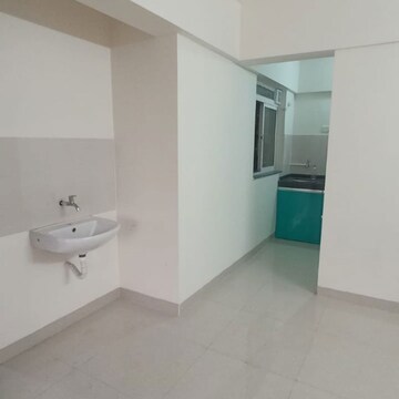 Room in 1 BHK Apartment at Nilanjali CHS, Nagar Road – for Rent