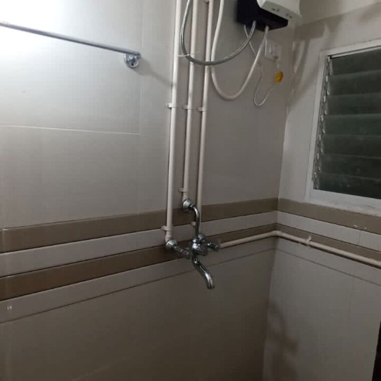 Bathroom, nilanjali-chs 1 Bedroom 650 Sq.Ft. Apartment In Nagar Road Pune 9855193