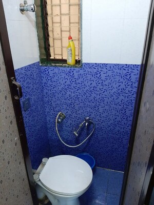 Furnished Amenities in 1 BHK Apartment at Suchidham Complex, Goregaon East – for Rent