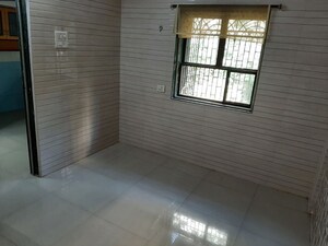 Room in 1 BHK Apartment at Suchidham Complex, Goregaon East – for Rent